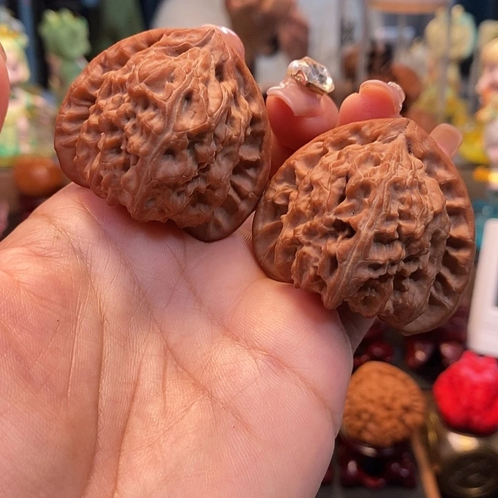 A***C文玩核桃吊坠核桃