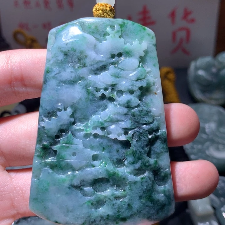 翡翠未镶嵌颈饰保真天然a货翡翠