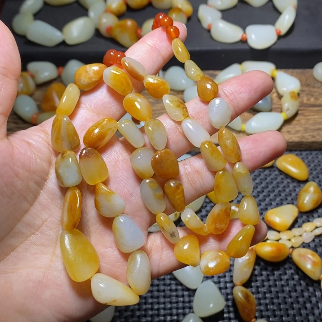 和田玉未镶嵌颈饰醉****剑