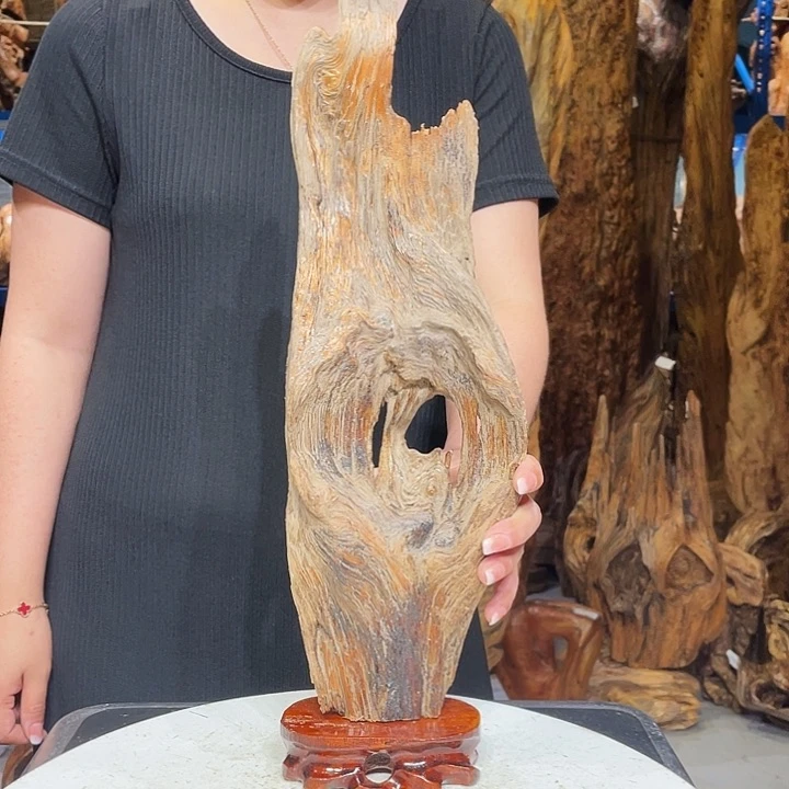 东***堂松木（琥珀木）琥珀木经典摆件