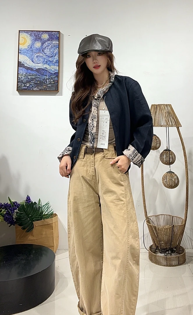 80区803黑蓝色春秋撞色小个子短款直下摆长袖外套