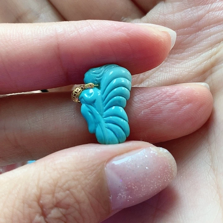 18K金镶嵌绿松石珠宝奇石