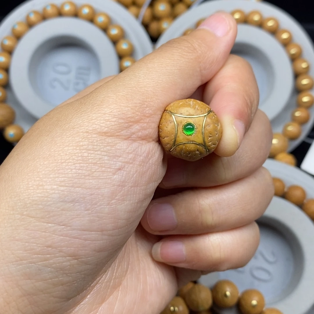 *****手串凤眼菩提镶嵌麒麟