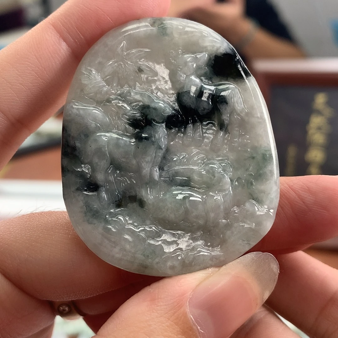 翡翠未镶嵌颈饰翡翠