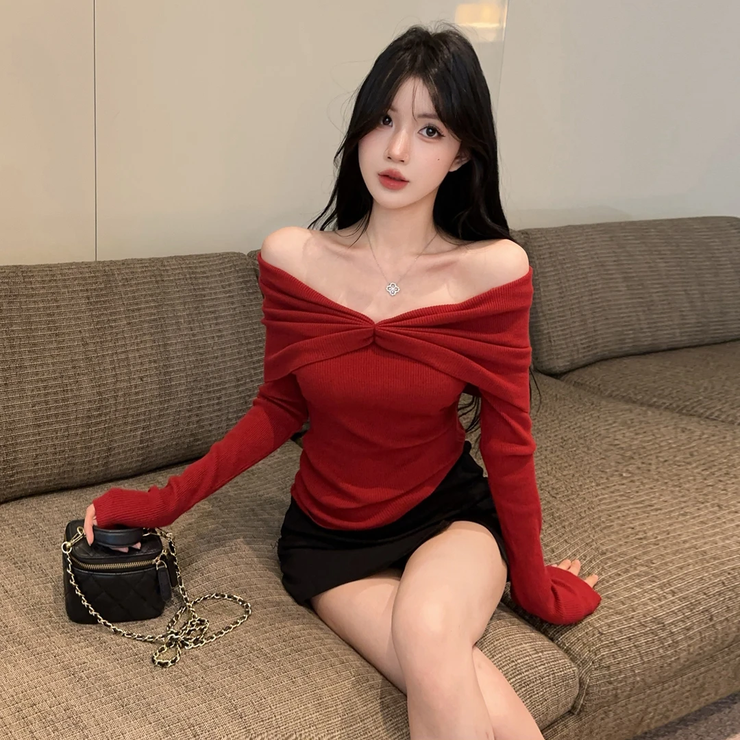 辣妹一字肩长袖针织衫秋冬休闲轻奢翻领毛衣打底上衣百搭裙裤套装