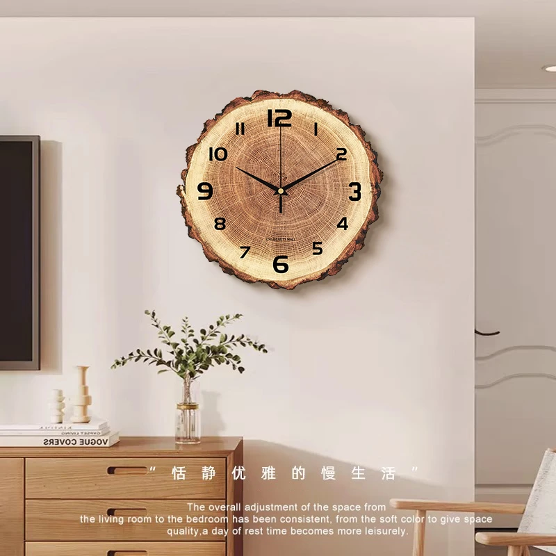 创意木质年轮挂钟客厅卧室高级感时钟LED发光装饰钟表免打孔挂表