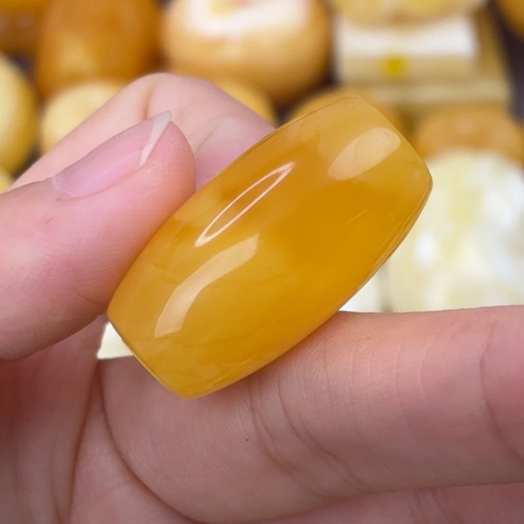 迷***林蜜蜡未镶嵌吊坠(不含链)橘红桶珠