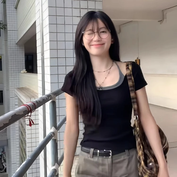 美式假两件短袖t恤女夏季2025新款辣妹拼接短款上衣黑色