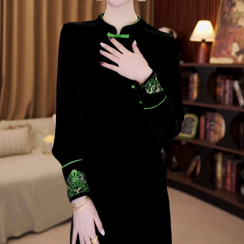 秋季新款时尚复古国风长袖小衫绣花丝绒斜开襟袖口气质新中式上衣