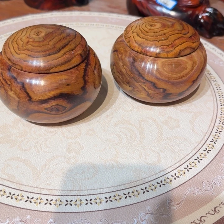 黄花梨/降香黄檀越黄小罐子10公分左右