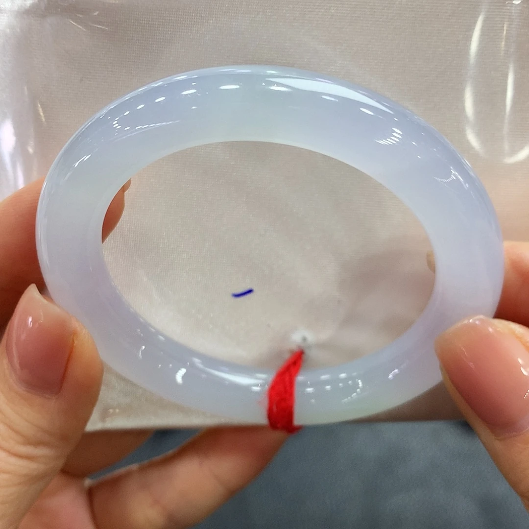 翡翠未镶嵌手镯51.5正圈两天鉴赏