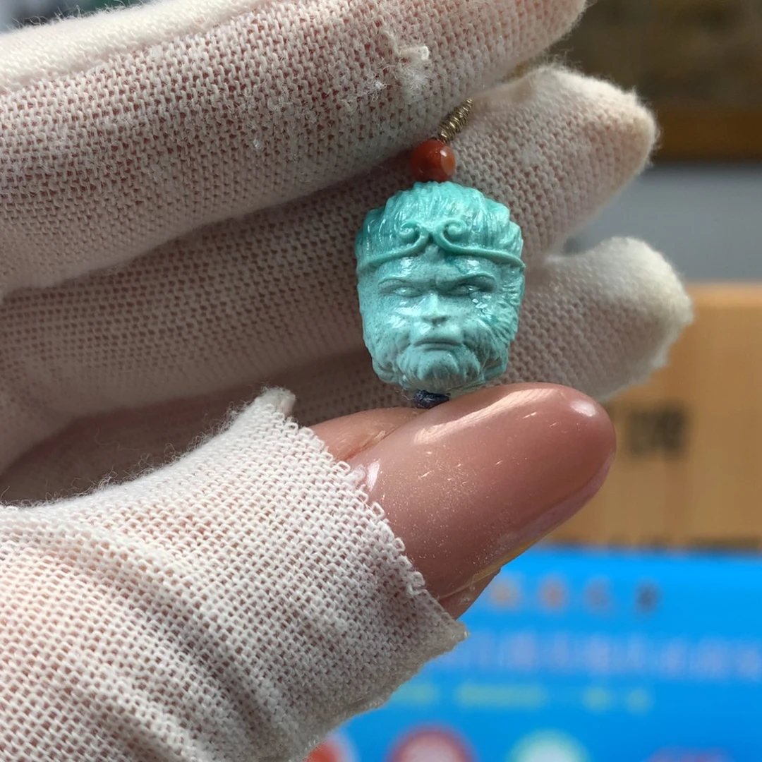 绿松石未镶嵌挂件