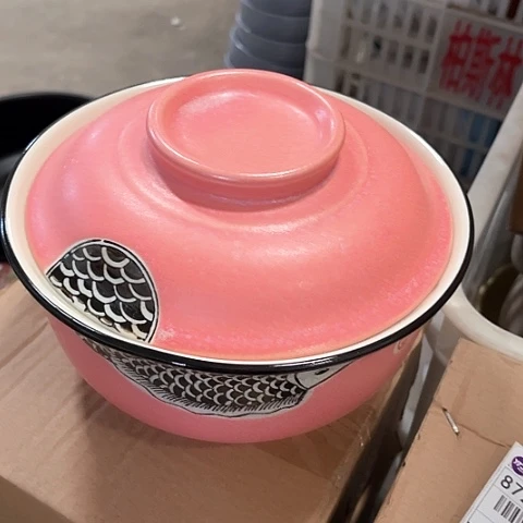 微瑕，不能明火，口径19高度9红鱼