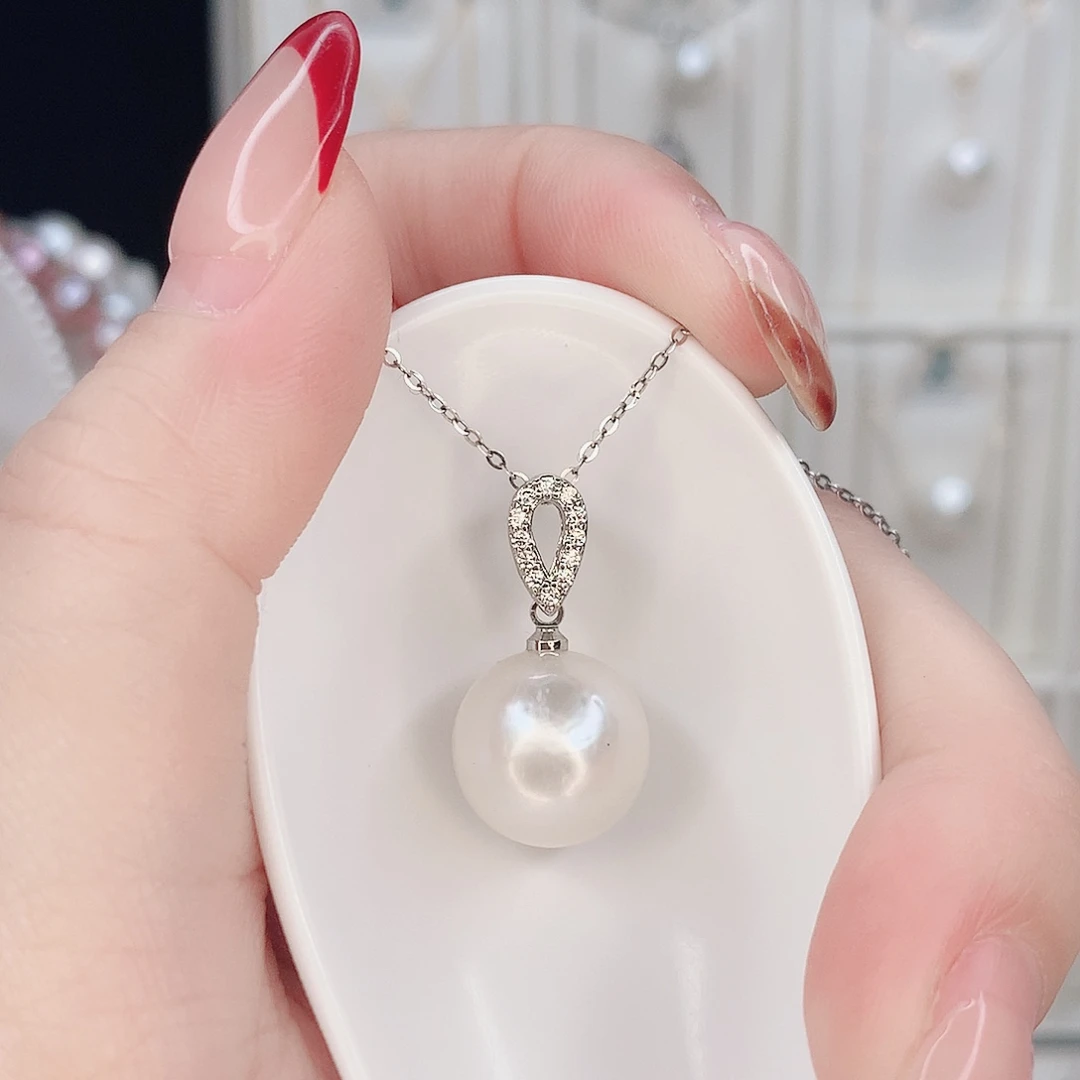 淡水珍珠吊坠(赠链)合金