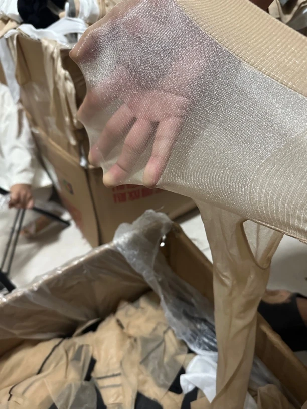 珠光油亮极光三合一混搭款式（默认大瑕疵小瑕疵腿的长短不一）