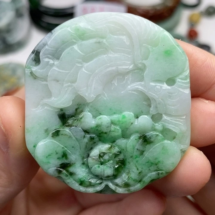 颈饰未镶嵌翡翠吊坠