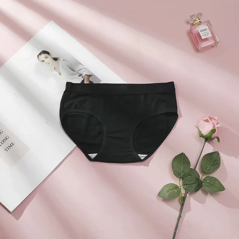 1918 中腰简约时尚女三角内裤天然乳胶内裤（颜色混发）