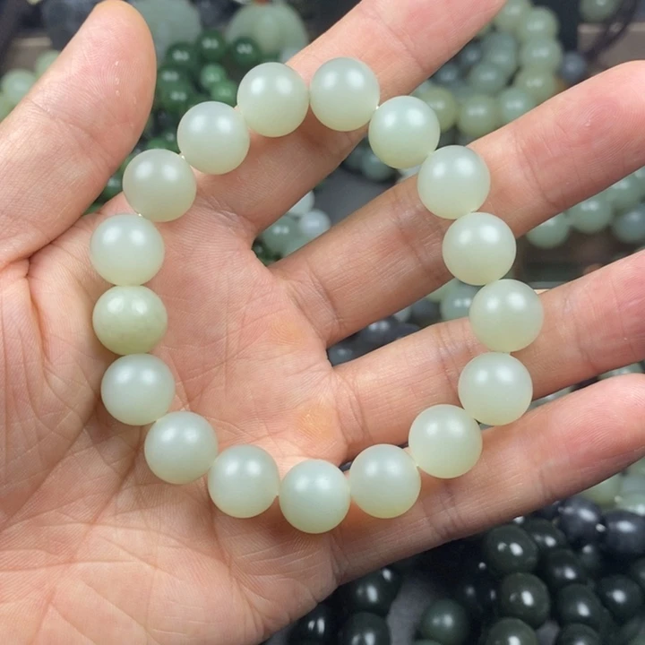 奇***坊未镶嵌手链和田玉