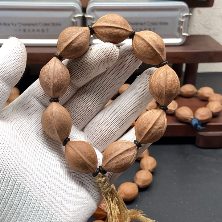 手串橄榄核1928三花