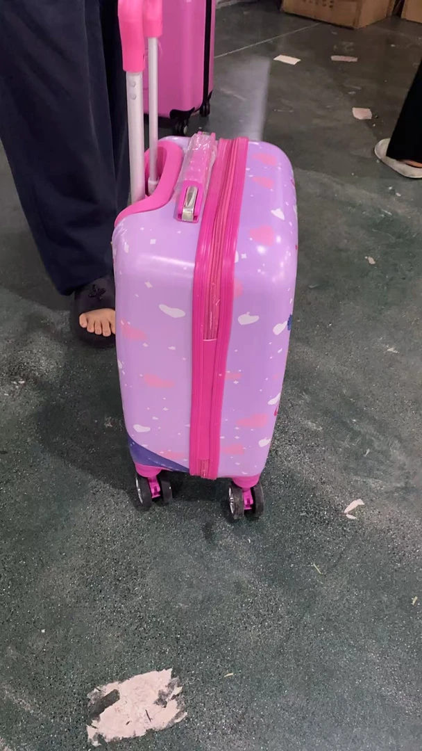紫色公主图案行李箱拉杆包发1