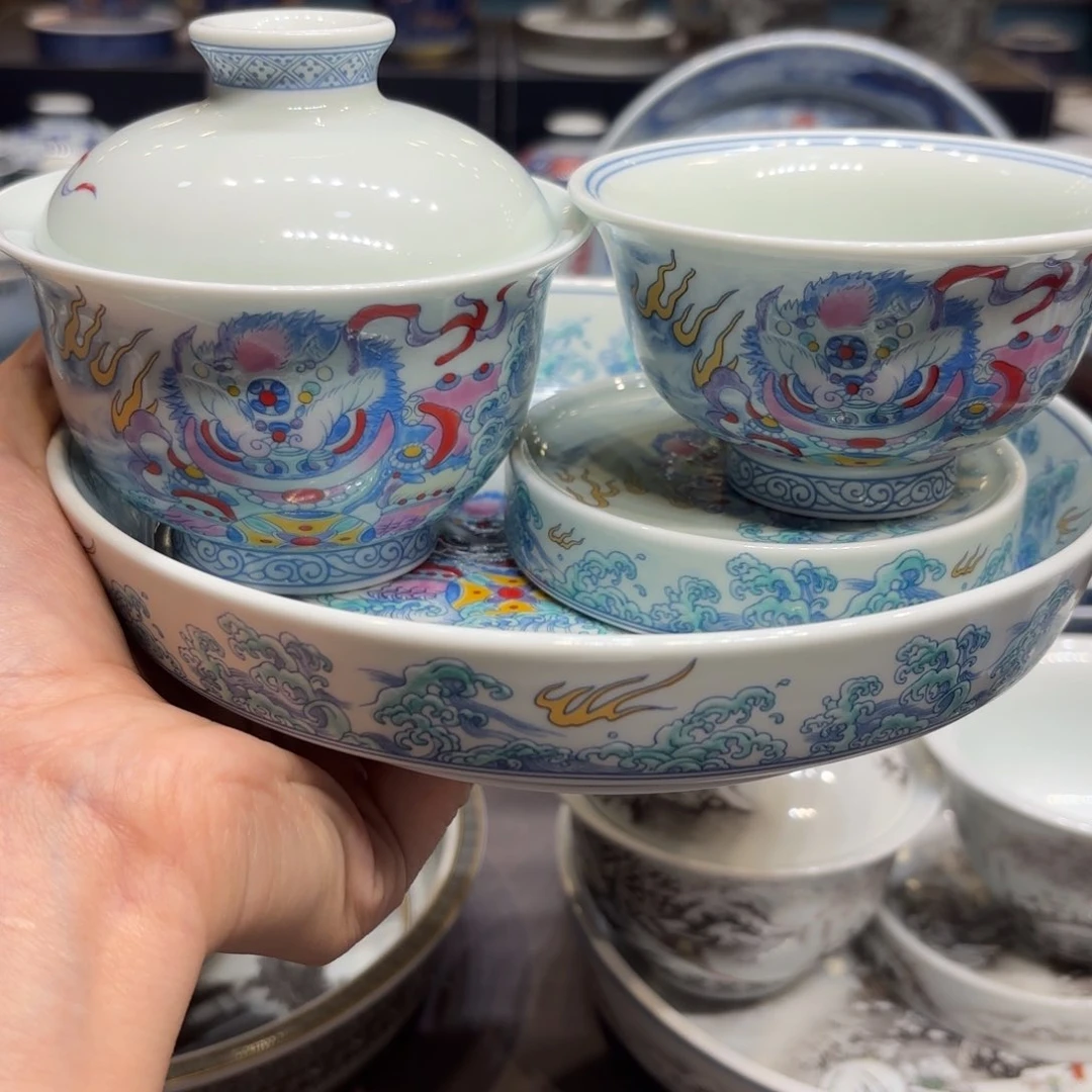 摆件景德镇陶瓷艺术展