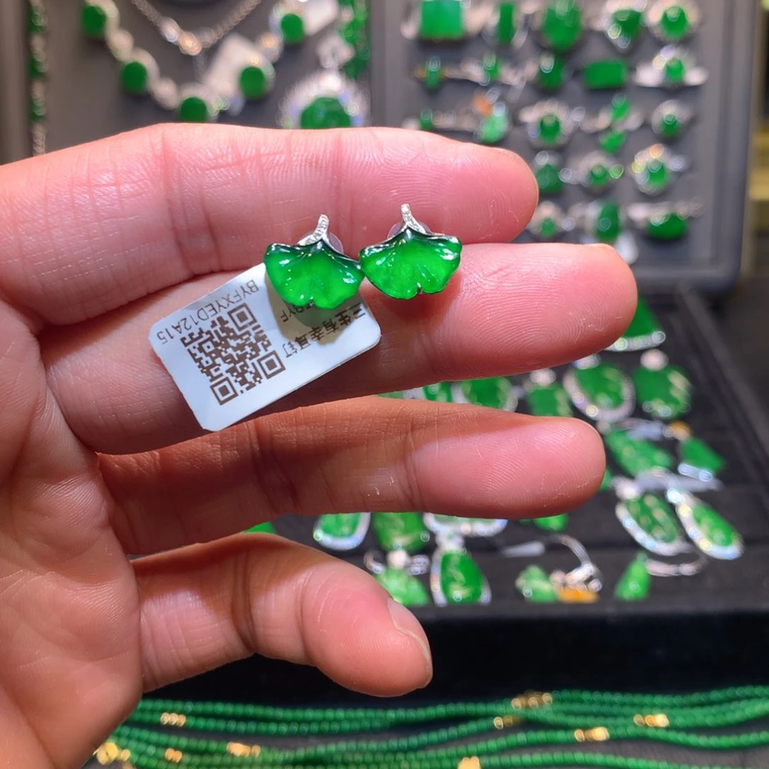 翡翠耳钉18K金镶嵌天然翡翠