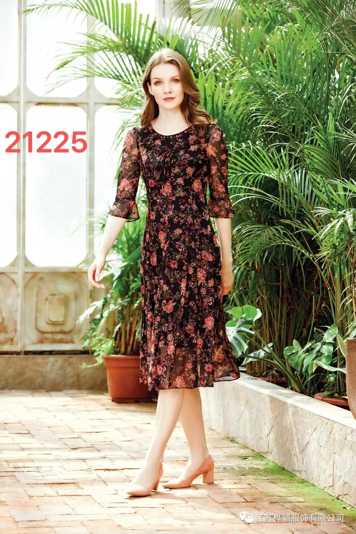 【二姐潮牌】品牌 台湾纱 连衣裙 21225