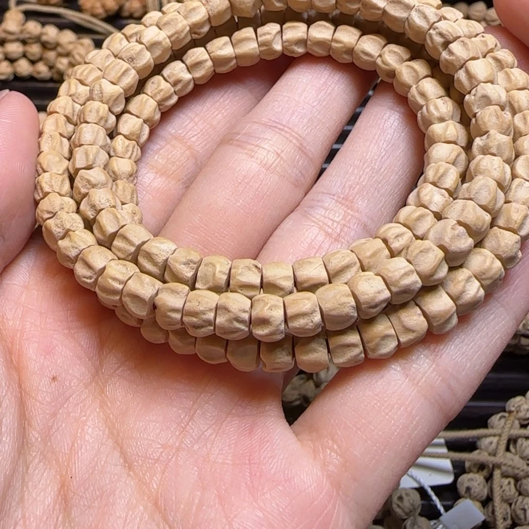 柏香籽/百香籽吊坠沐**沐