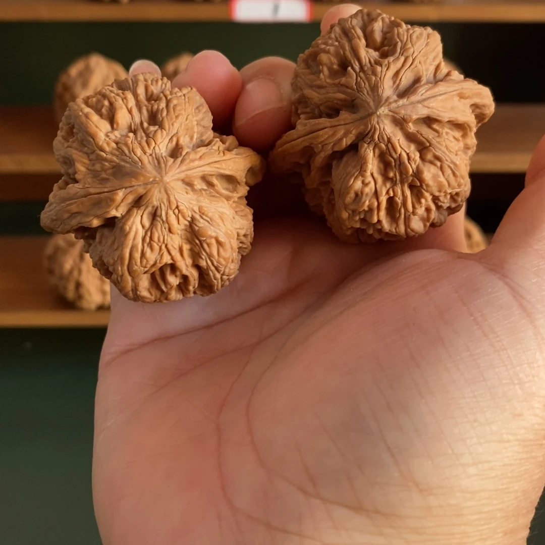 文玩核桃吊坠43尺华北将军膀全品无修