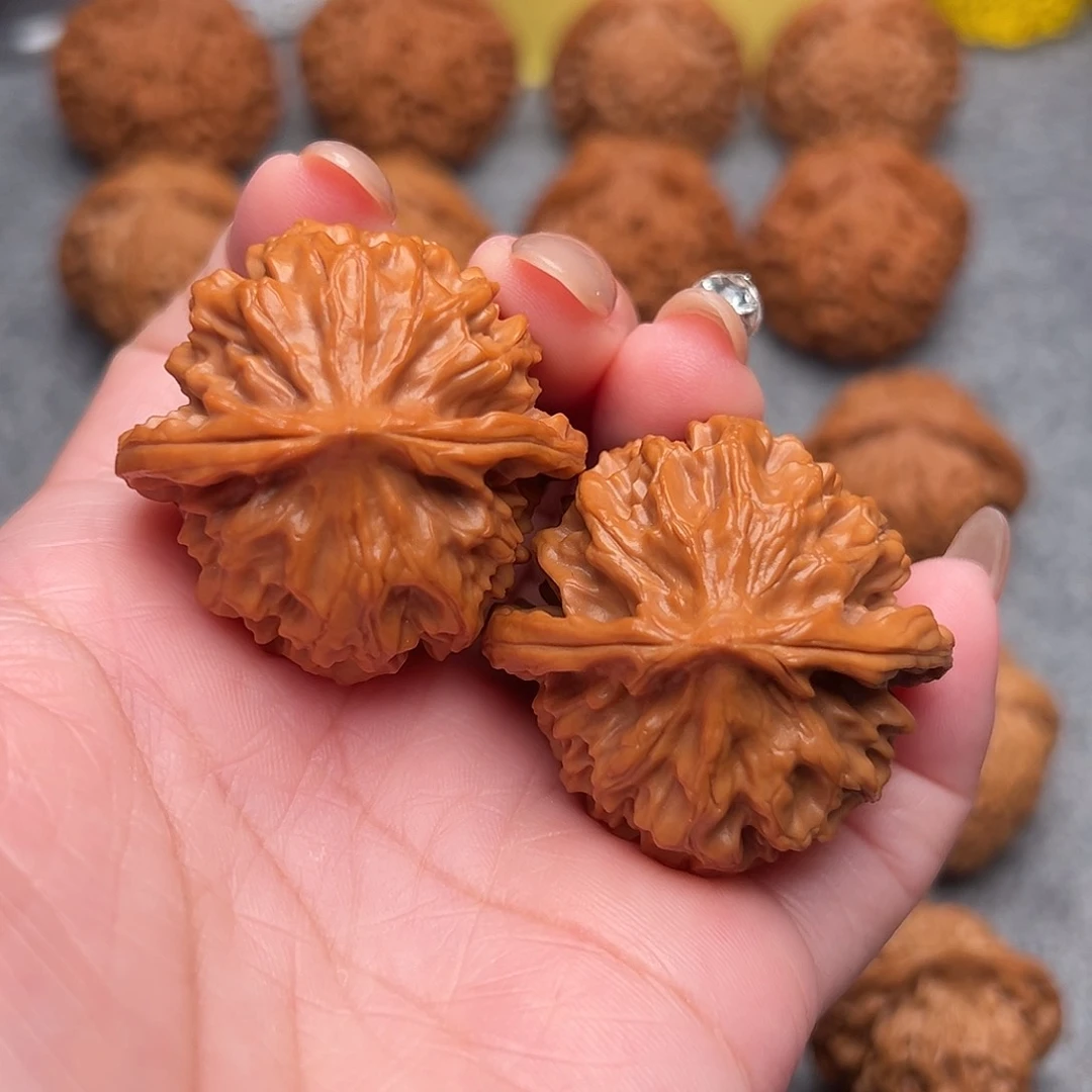 把件文玩核桃精品磨砂蜡油皮龙鳞40全品