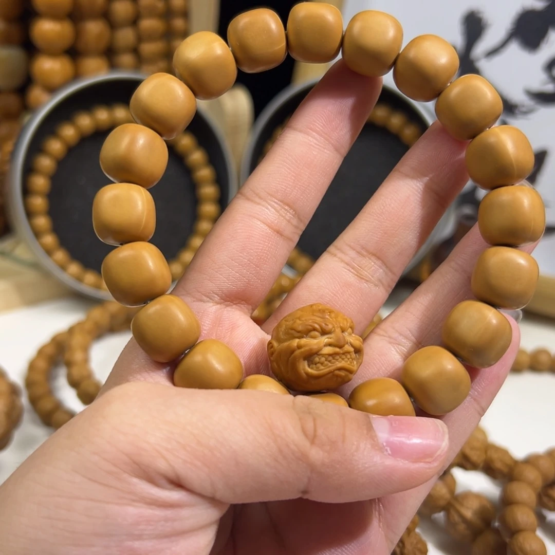 猴头核桃吊坠12+mm方糖大书包全品无暇