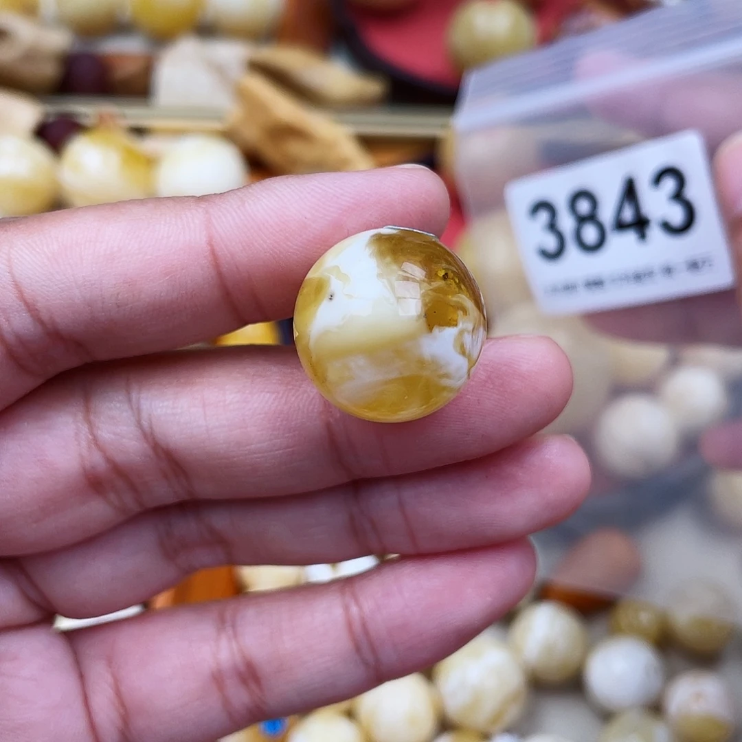 蜜蜡未镶嵌珠宝奇石粉19.8荧光