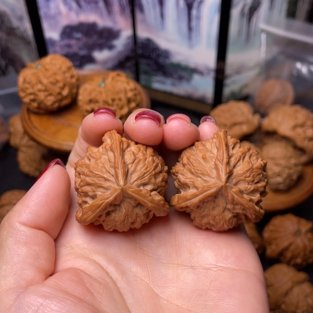 文玩核桃把件38转圈奔