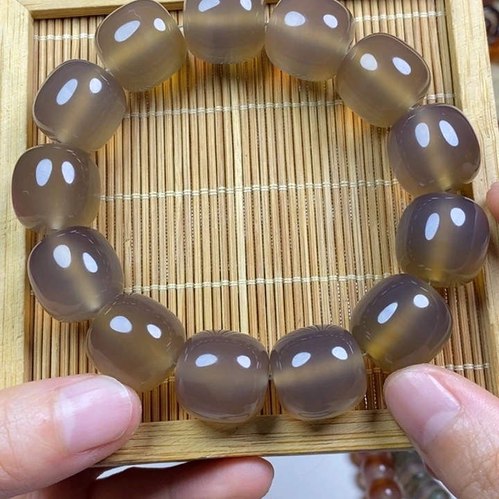 大***大玛瑙/玉髓未镶嵌手链