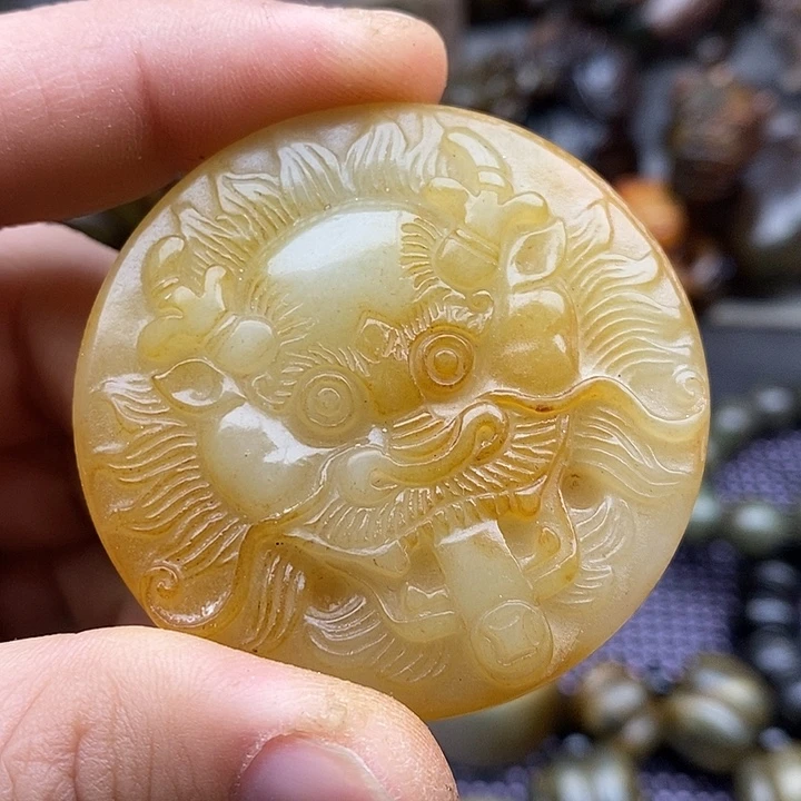未镶嵌蛇纹石玉颈饰