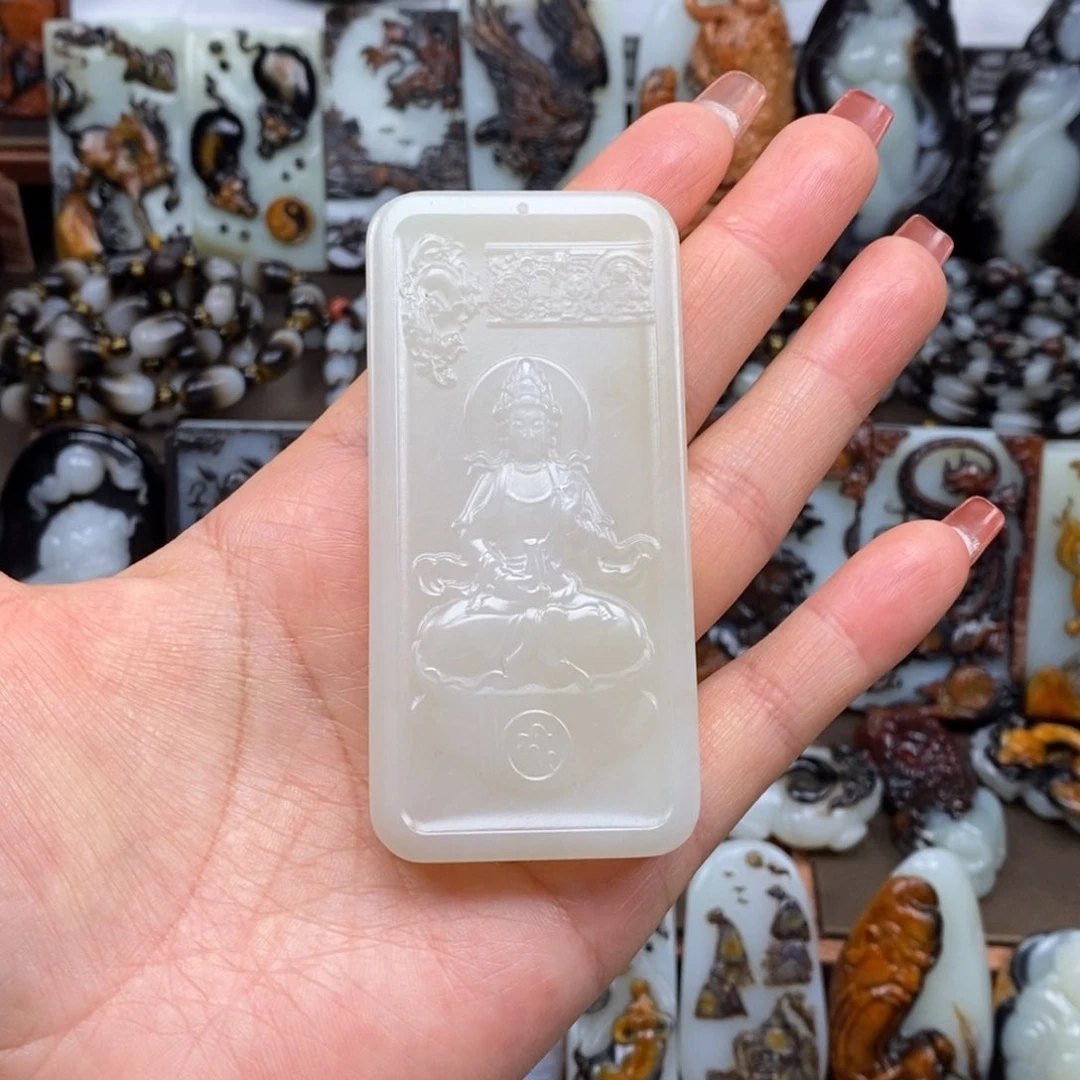 颈饰未镶嵌和田玉