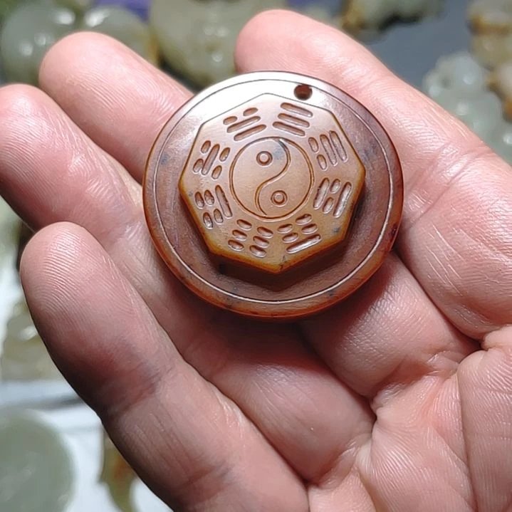 和田玉颈饰未镶嵌环****徐