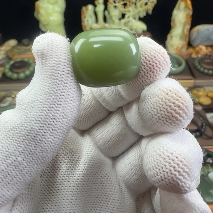 岫岩老玉（透闪石质玉）未镶嵌手链