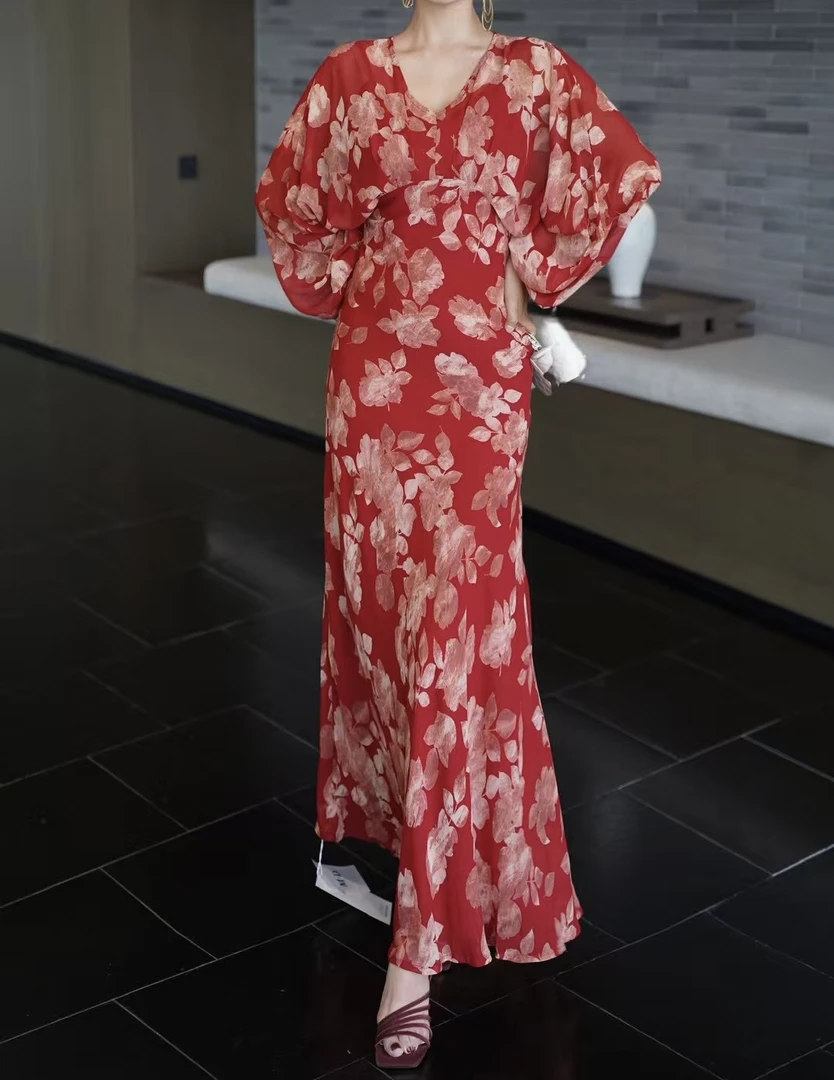 法式复古风温柔系优雅碎花连衣裙夏季度假风茶歇长裙