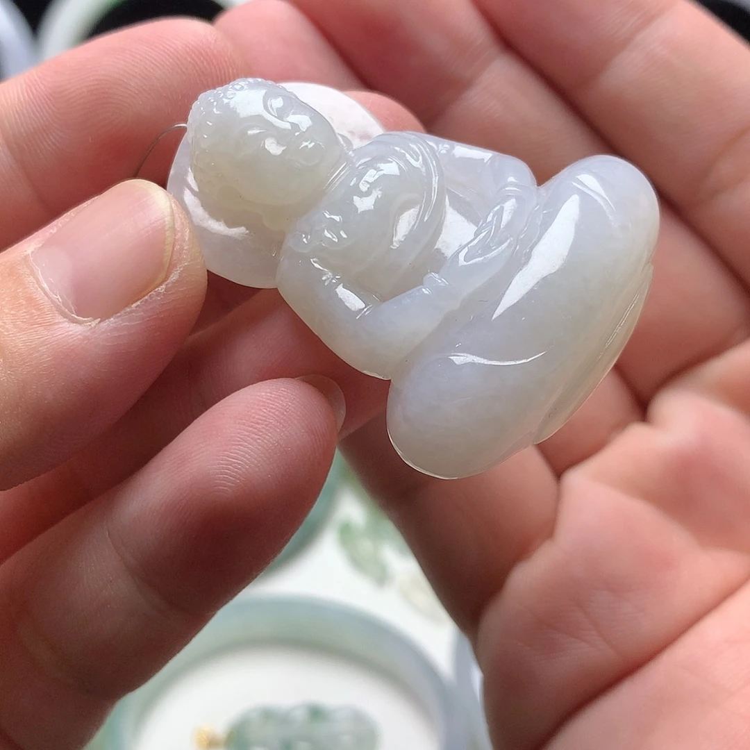 颈饰未镶嵌翡翠如来