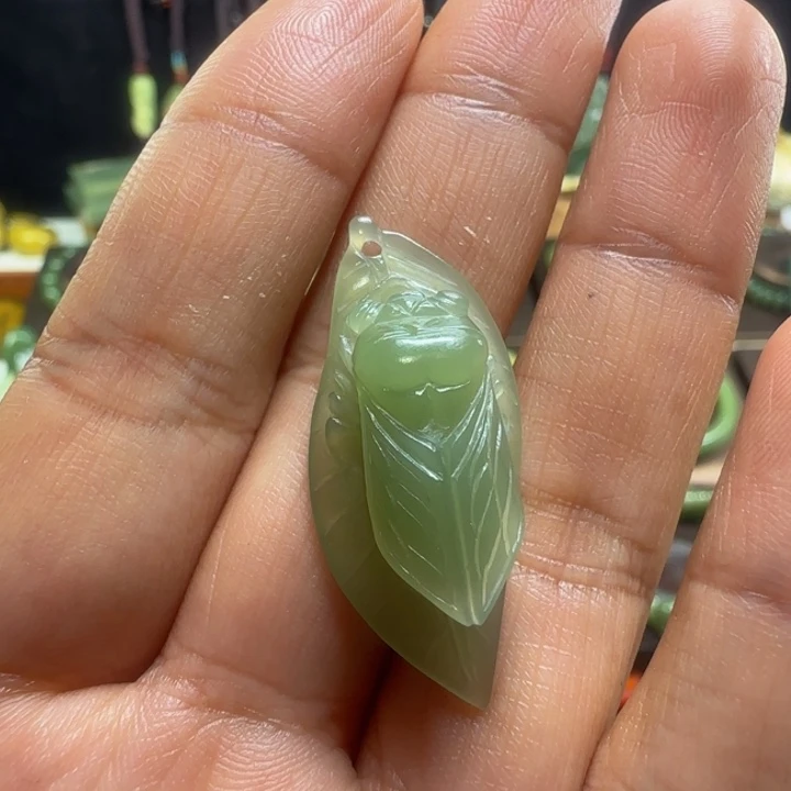 就***儿岫岩老玉（透闪石质玉）未镶嵌颈饰