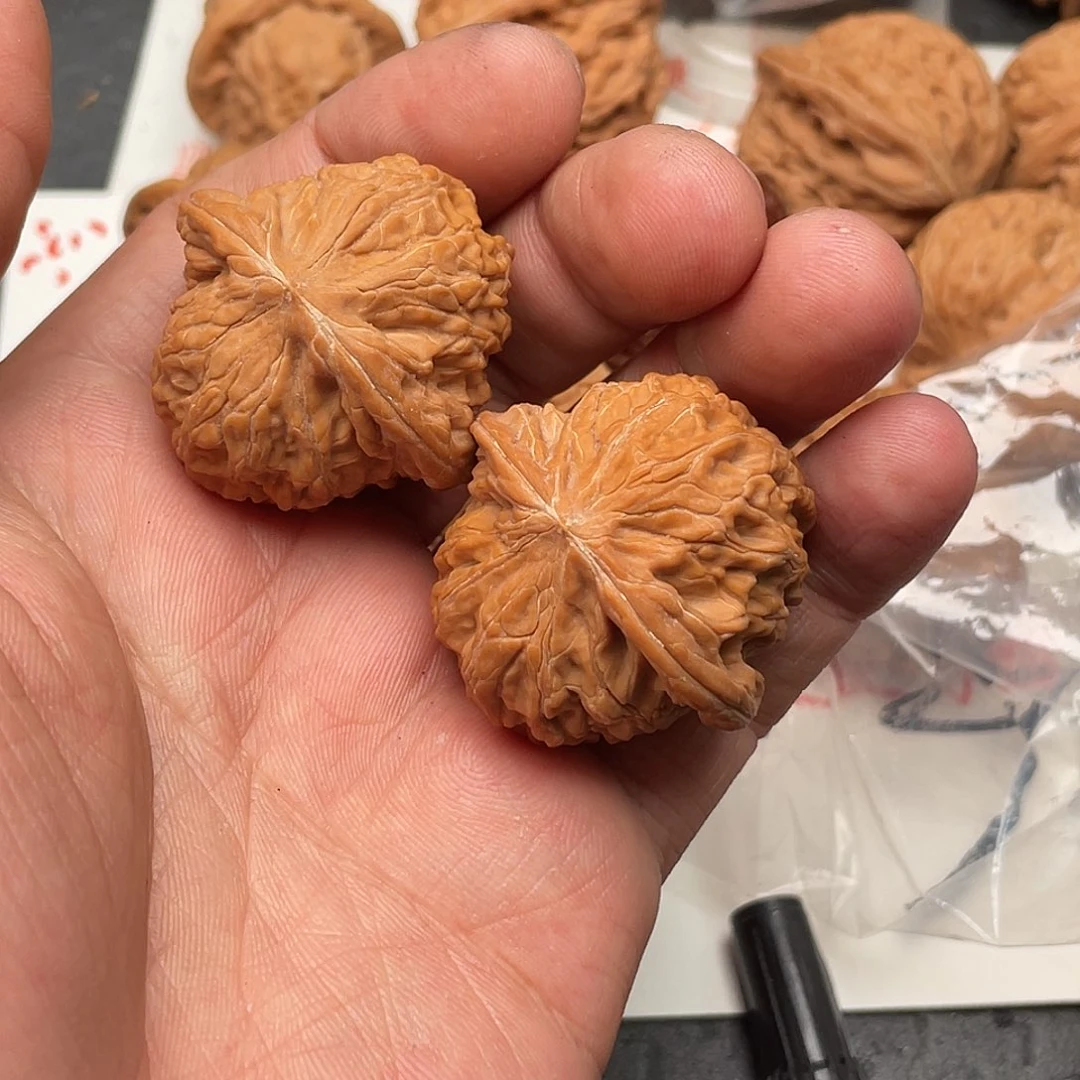 文玩核桃吊坠?****啦磨盘
