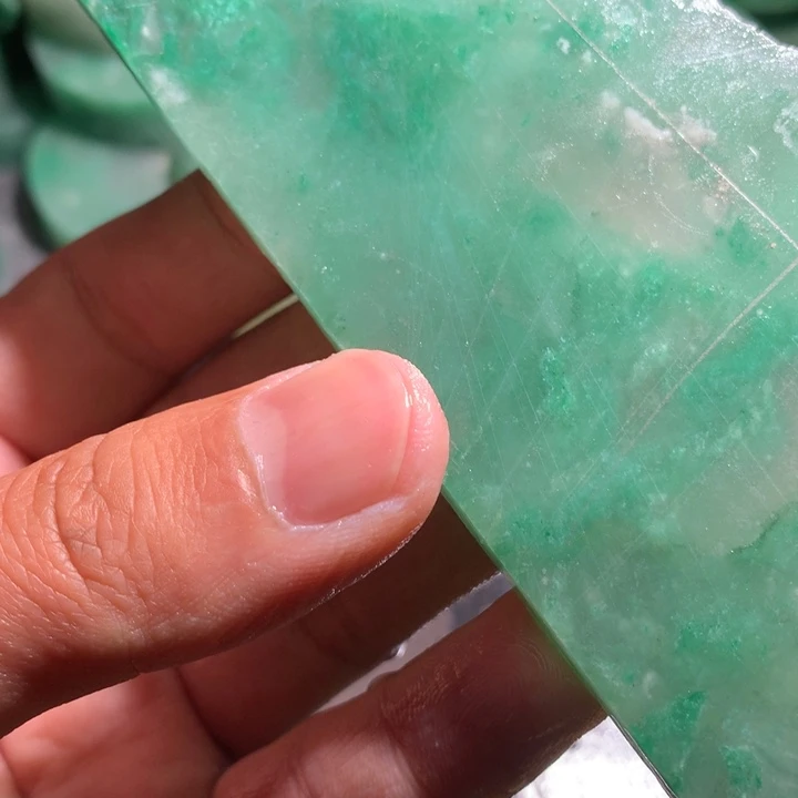 【闪购商品】翡翠颈饰未镶嵌兔101