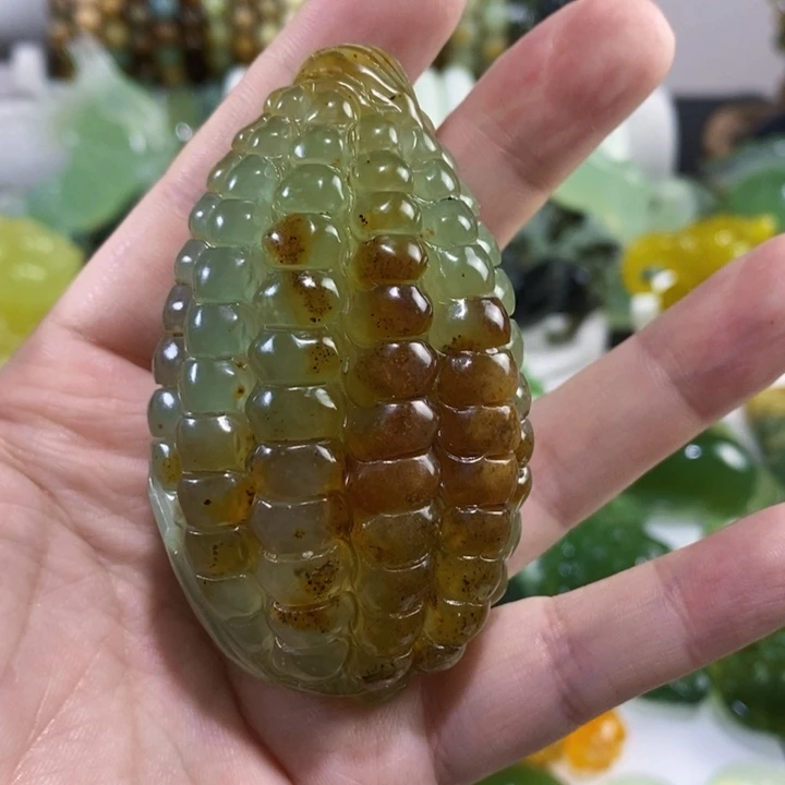 未镶嵌岫玉手把件