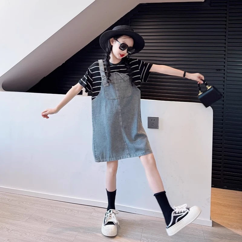 女大童高级感裙子夏季2025新款儿童短袖连衣裙女童夏装牛仔背带裙