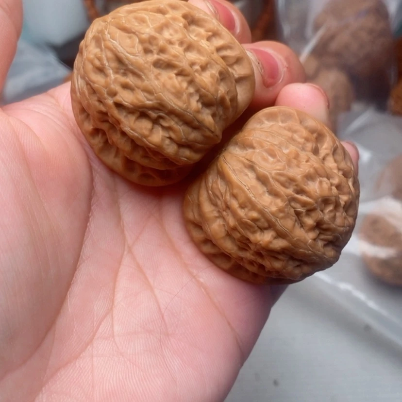 【闪购商品】文玩核桃吊坠奥****段38尺铁锤全品