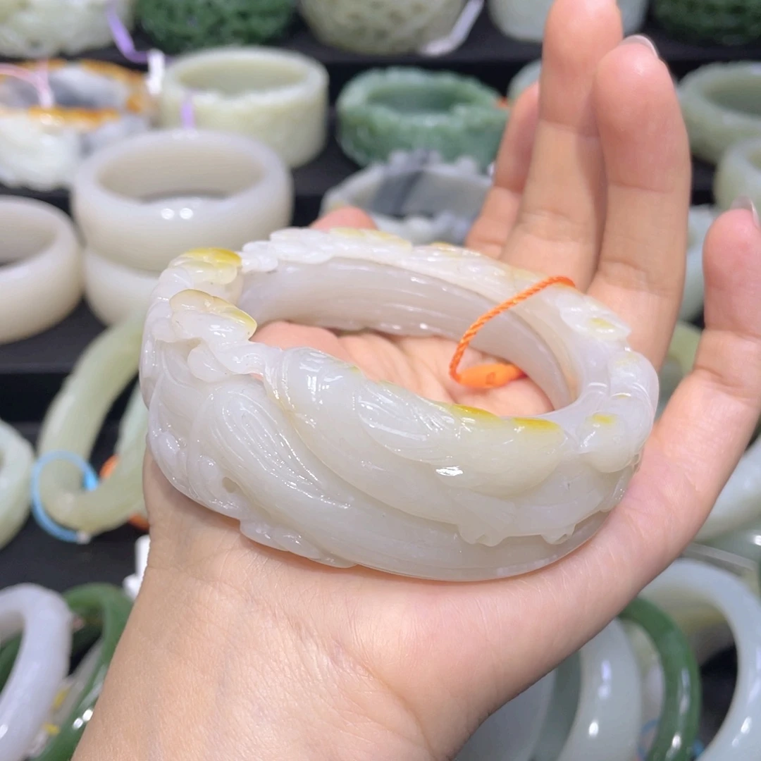 和田玉手镯未镶嵌用****4122