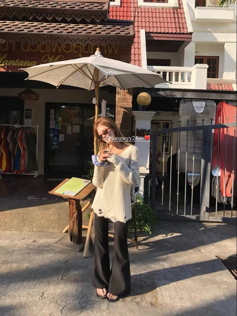 灰灰呀！【超模腿精裤】街拍博主 韩系百搭高腰直筒微喇阔腿休闲裤