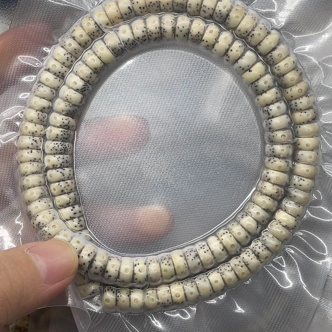 p***店9*4原生态石玉料药片长串