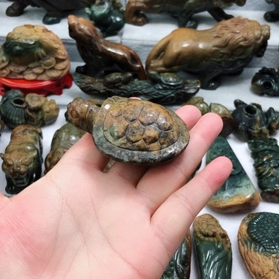 岫岩河磨玉（透闪石质玉）把件未镶嵌